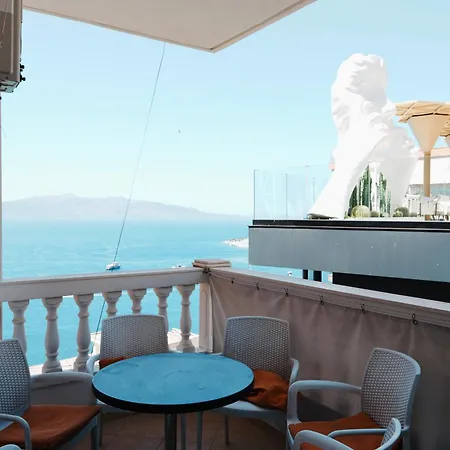 Sunny View * Sarandë